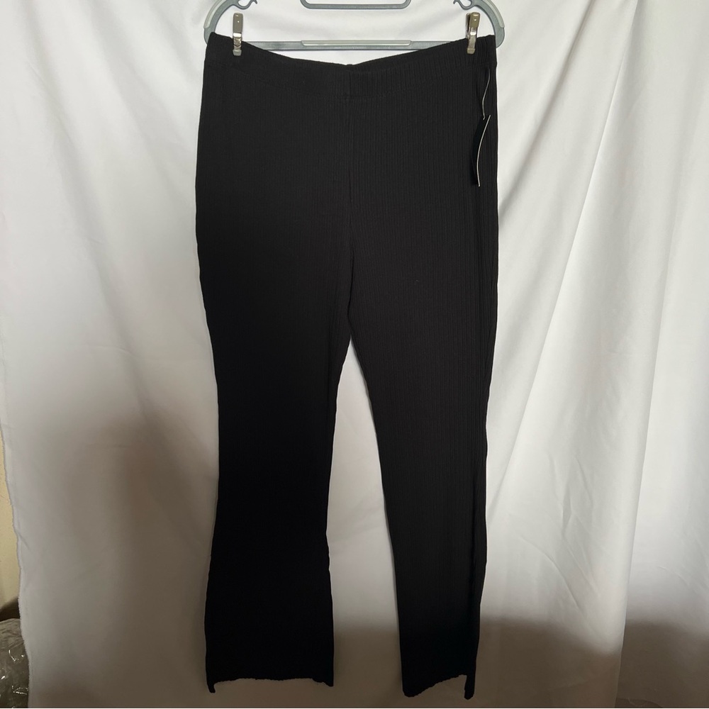 Ribbed Flare Pants